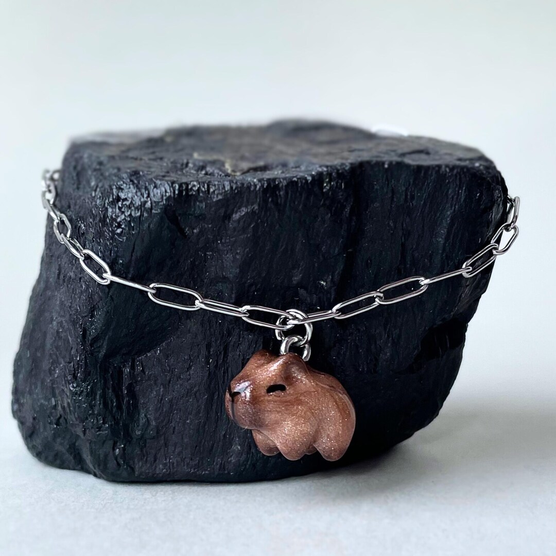 Handmade Capybara Charm Bracelet, Adjustable Size, Paperclip Chain ...