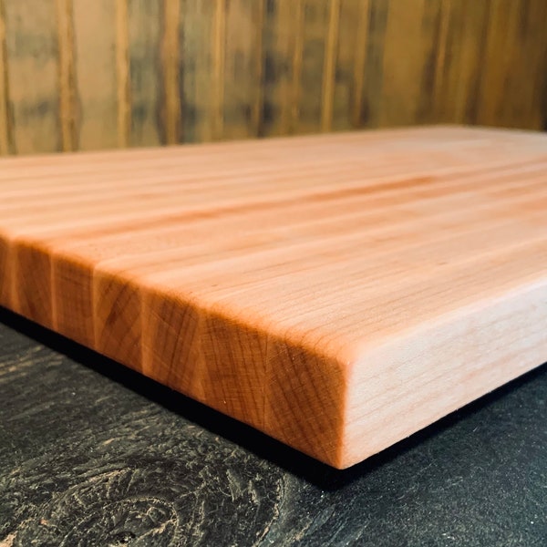 Handmade Edge-Grain Cutting Board Maple Medium | Made-to-Order