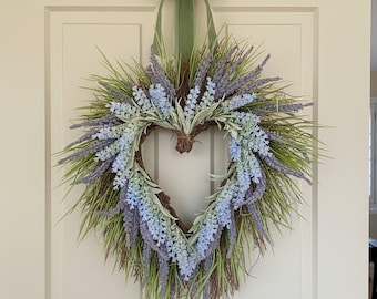 Corona de lavanda en forma de corazón - Flores artificiales - Estilo rústico - Puerta de cabaña - Boda - Morado