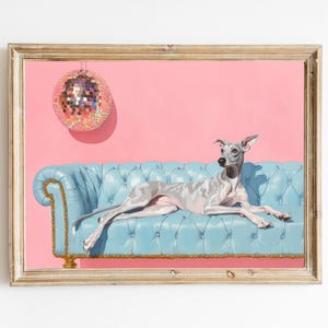 Windhund Hund mit Discokugel Kunstdruck | Niedliches schrulliges wunderliches | Cocktail Art Bar Warenkorb Dekor | Fine Art Print Geschenk | Trendige Wandkunst