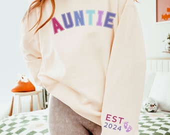 Comfort Colors Auntie Sweatshirt, Personalized Auntie Gift, Pregnancy Announcement