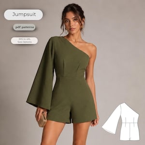 Peut inclure: Une combinaison-short vert olive à une épaule avec une manche longue évasée, un corsage ajusté à pinces verticales et un short. Le texte inclut Jumpsuit, pdf patterns, XXS to 4XL Size Options, avec un dessin au trait blanc en illustration.