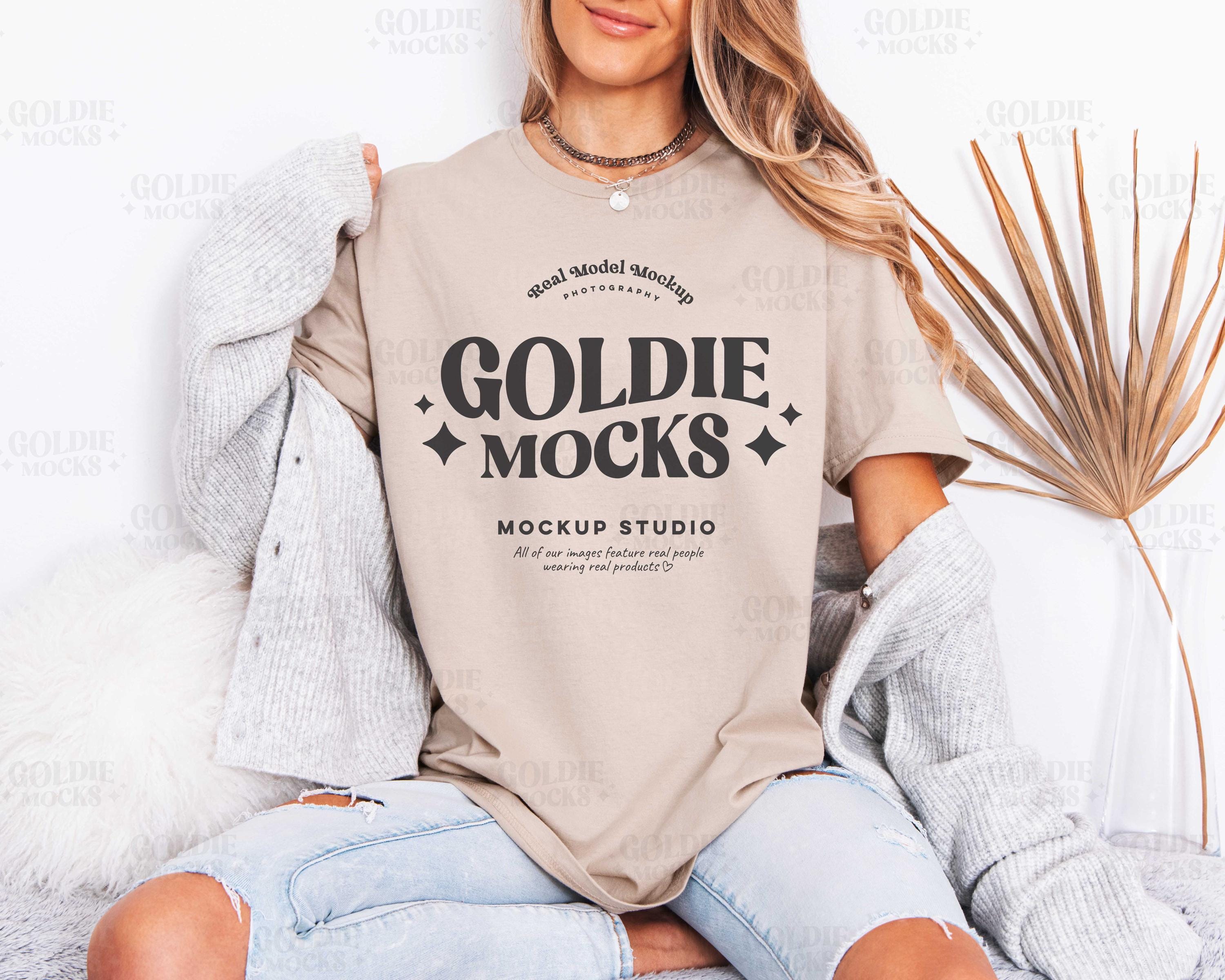 YOUページ Gildan 64000 Sand Tshirt Mockup | Long Untucked G640 Beige Shirt