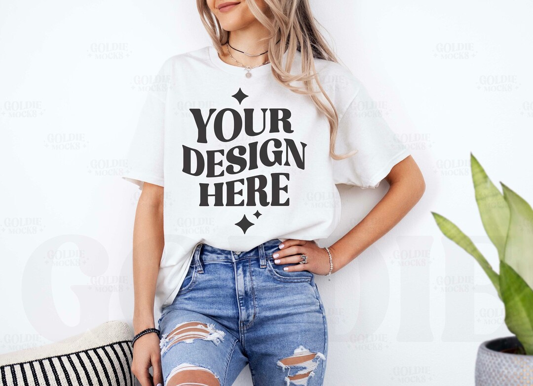 Gildan 5000 Mockup di maglietta bianca Mockup di maglietta