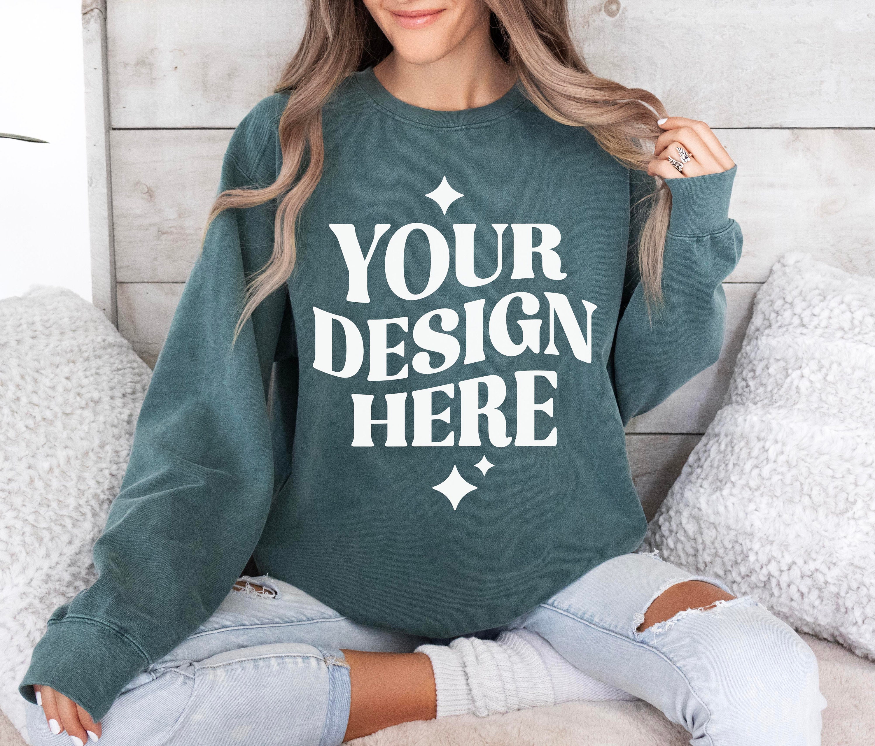Long Sleeve Personalized Comfort Color Pocket Tee – Glittering