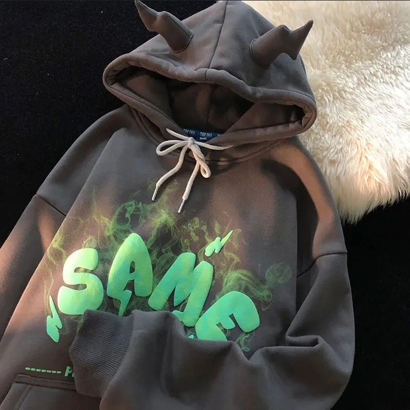 Felpa con corna shop tha supreme