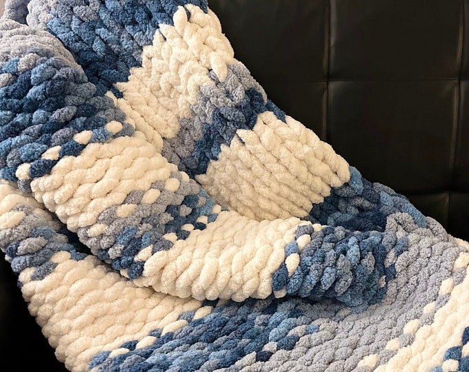 Chunky Soft Hand-Knit Blanket