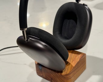 AirPods Max Wireless Charging Stand