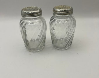 Vintage Salz- und Pfefferstreuer