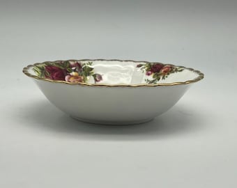 Vintage Royal Albert Old Country Roses Fine Bone China 6.25" Dessert Bowl