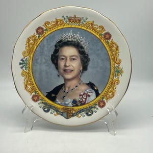 Queen Elizabeth Golden Jubilee Commemorative Plate