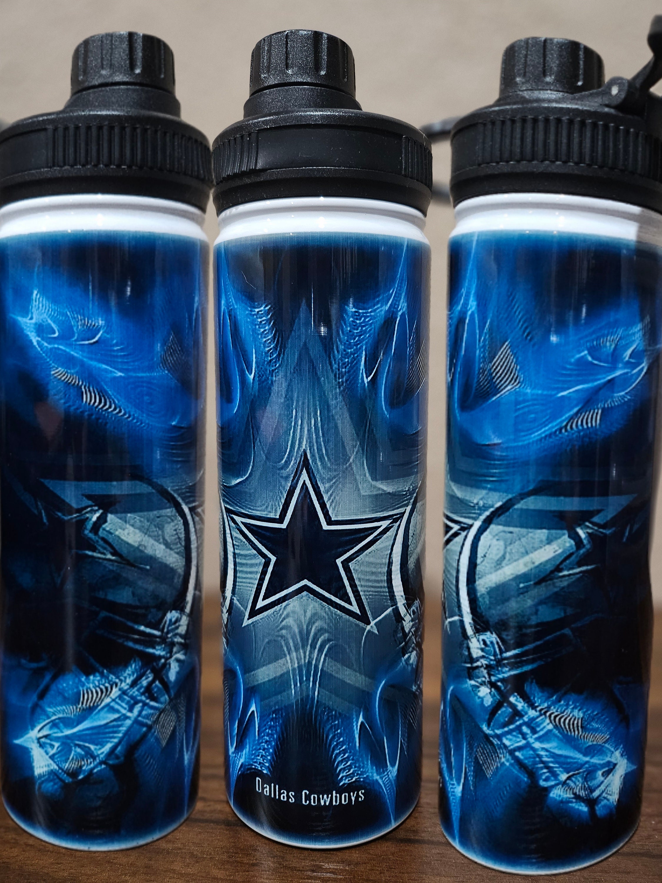 NFL Dallas Cowboys Clip-On Water Bottle