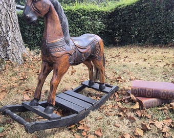 大型ヴィンテージロッキングホース、プラスチックブロー成形馬、金属