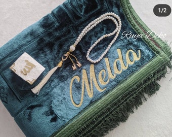 Personalized prayer rug with name, Islamic gift, Umrah gift, Hajj, Ramadan, Eid gift, fast shipping