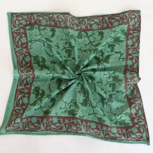 Green Hand Block Printed Organic Cotton Bandana Scarf – Floral Print Square Neck Wrap – Soft Lightweight Head Scarf – Unisex Boho Accessory