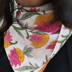 Organic Cotton Bandana Moselle, Bandana Scarf, Paisley Design Scarf, Vibrant Colors, High Quality, Winter Scarf Unique Design Gifts for Dogs