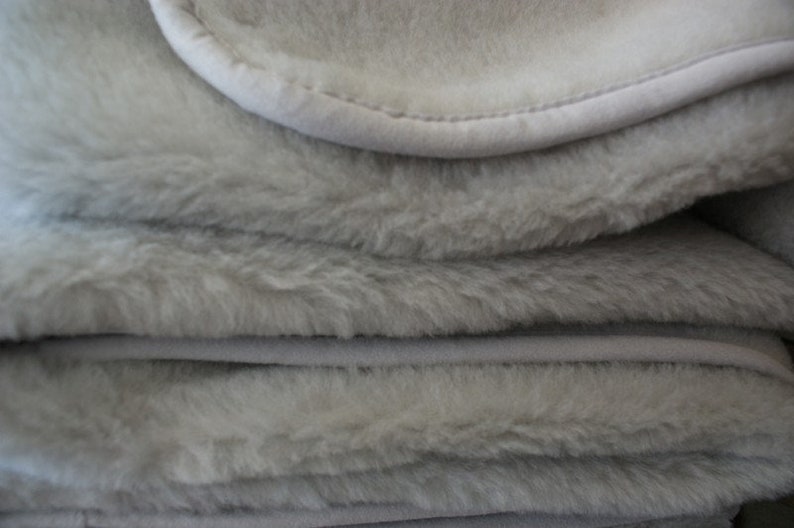Exklusive Alpaka-Wolldecke, grau, handgefertigt, warmes Plaid aus natürlicher Wolle für das Bettsofa, alle Größen, echte Wolle Bild 5