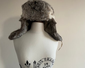 Vintage Polish Slavic Warsaw Grey White Fluffy Soft Fur Trapper Hat Snow Ski Ushanka