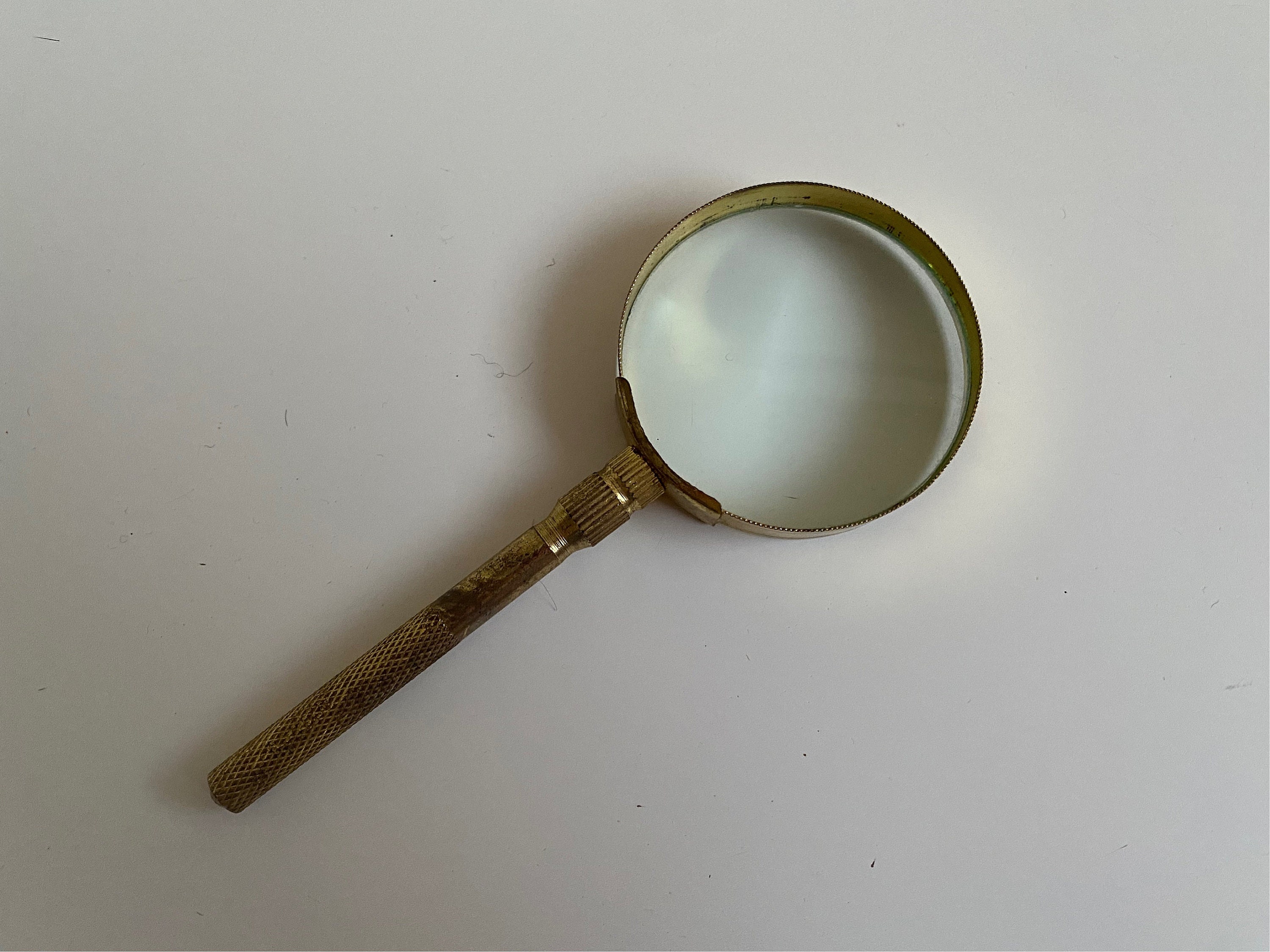 Vintage 1960's Pocket Magnifying Glass, Light Brown Plastic Covered Case 2  Diameter Glass, Souvenir of Florida Made in Japan 