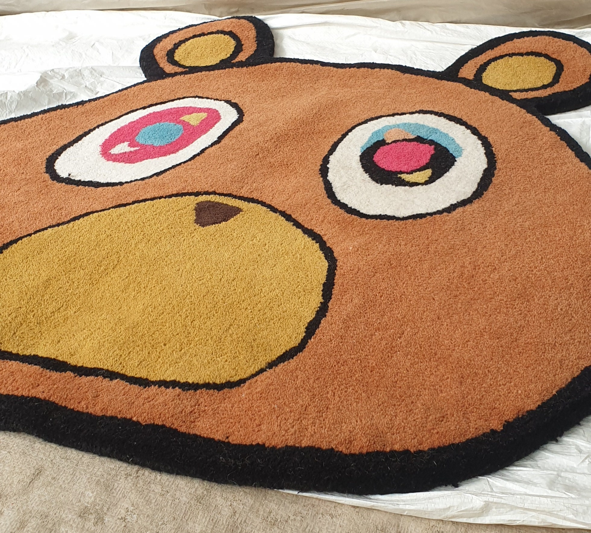 Kanye Bear Wool Rug: Hand-tufted Modern Music Decor - Etsy
