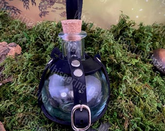 Leather Potion Bottle Holder: Ren Faire LARP Cosplay Accessory