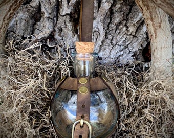 Leather Potion Bottle Holder – Rustic Glass bottle  with Belt Loop – Ren Faire, LARP, Cosplay Accessory