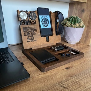 Feuerwehrmann Themen-Holz Telefon Stand Schlüsselbund Halter, ein besonderes Geschenk für Ihre Feuerwehrmann Lieben, Geburtstagsgeschenk für Papa oder Valentinstag