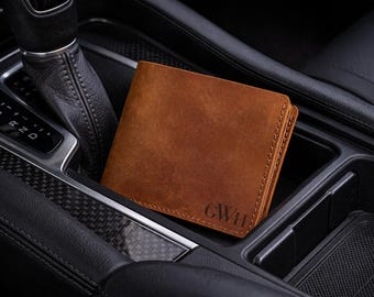 Personalized Leather Minimalist Wallet, Triple Card Holder