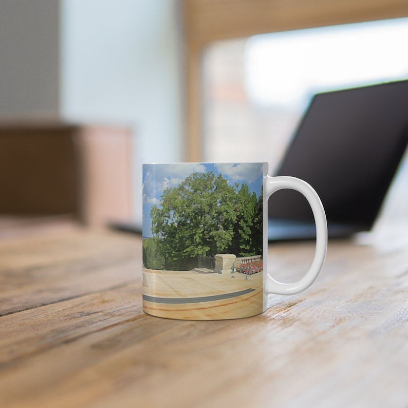 MugMoguls Arlington Tomb of the Unknown Mug - Thumbnail 3