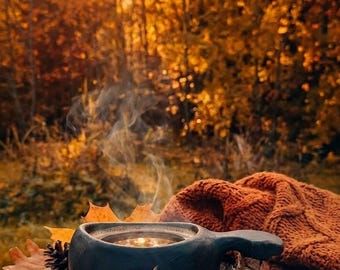 Traditional Finnish Aspen kuksa with Belt Attachment Leaf Charm