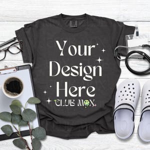 Mockup de camisa PEPPER Comfort Colors, Mockup de enfermeira, camisa CC1717, Mockup de RN branco, Mockup de camiseta de hospital, Mockup de camiseta de médico, Campo médico, CNA
