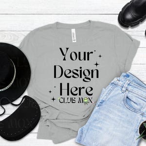 Maquette de chemise Boho Bella Canvas 3001 SILVER | Maquette de t-shirt de style | Maquette de t-shirt d'automne | Maquette de t-shirt tendance | Mock chemise pour la rentrée des classes
