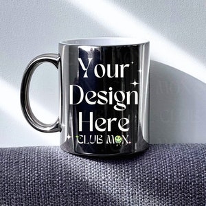 Maquete de caneca, maquetes de caneca metálica prateada, xícara de café de 11 onças para ele, ideias de presentes para o dia dos pais para o pai, foto de estoque de caneca masculina, modelo de dia dos pais