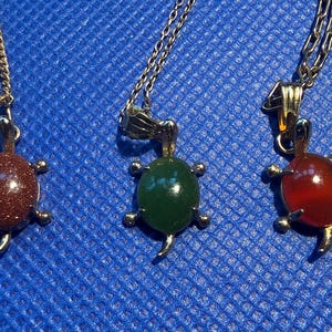 Vintage Miniature Gemstone Turtle Necklace 1970s NOS
