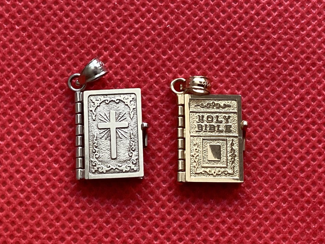 14K Gold Holy Bible Locket With the Lord’s Prayer Inside, White or ...