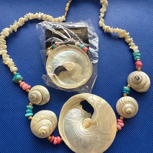 Vintage Iridescent Turbo Shell and Mother of Pearl Statement Set, 1970s New Old Stock