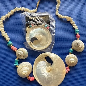 80s NOS Mother of Pearl and Shell Earrings and Necklace