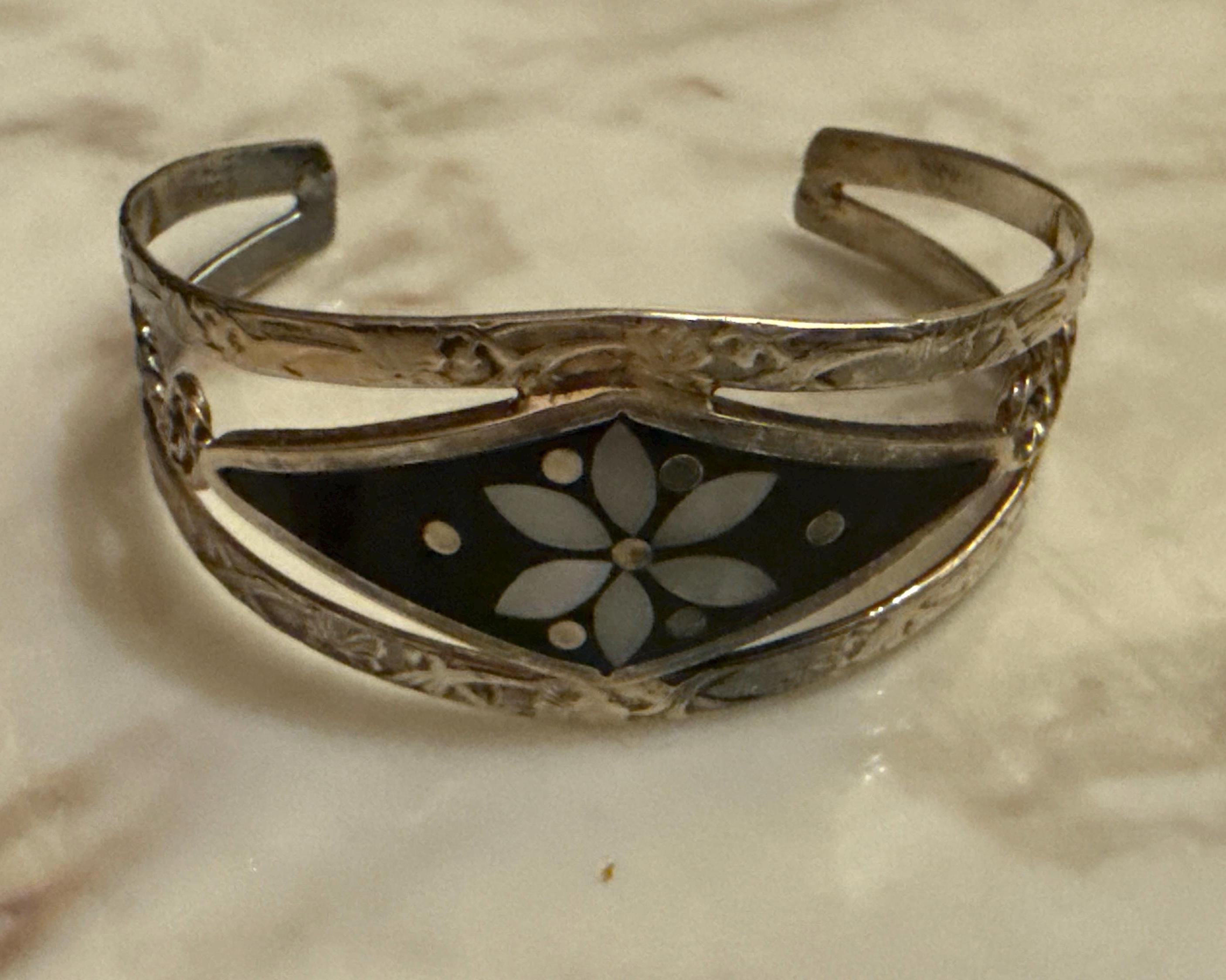 Vintage 1980s Mexican Alpaca Silver & Abalone Flower Cuff Bracelet