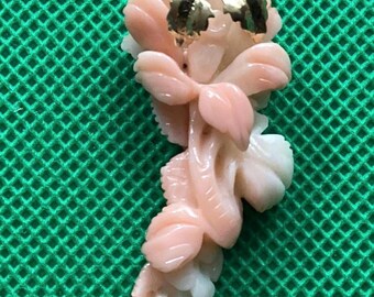 Vintage 1960s Solid 14K Gold Momo Salmon Coral Pendant Taiwan Hand Carved Flower 45mm