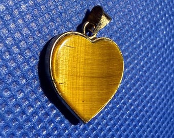 Vintage Tiger’s Eye Gemstone Charm Gold Plated Silver 1970s NOS