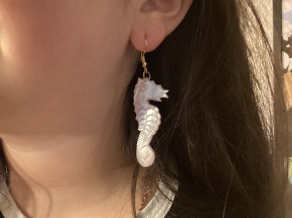 2” Mother of Pearl Seahorse Earrings, Purple High… - image 4