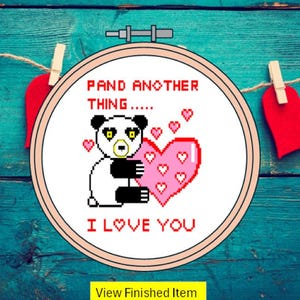 Ein süßes Panda Kreuzstichmuster. Liebe romantisches Design - Kuschelherz Sofortdownload. Lustiges Jubiläumsgeschenk, gerahmt oder als digitales pdf