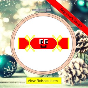 Motif de Noël amusant au point de croix. Téléchargement instantané de Smiley face Xmas Cracker. Amusant comme cadeau, boule de Noël, carte, encadrée ou décoration - numérique pdf