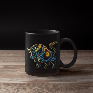 Caneca, BTC Bitcoin Bull Market Crypto Rodeo, xícara de café preta, presente para entusiastas de criptomoedas, corretores do mercado de ações, investidores financeiros, 11 oz