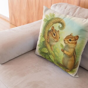 Almohada clásica de ardillas jugando en un árbol, cojín decorativo, cojín decorativo de vida silvestre del bosque, decoración del hogar con criaturas del bosque, naturaleza