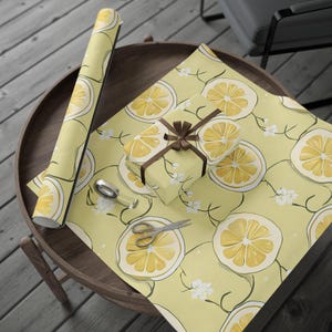Papiery do pakowania, plasterki cytryny i Amalfi Fun Floral Yellow Gift Wrap, opakowania na prezenty urodzinowe, dekoracje na przyjęcia, opakowania świąteczne, specjalne okazje
