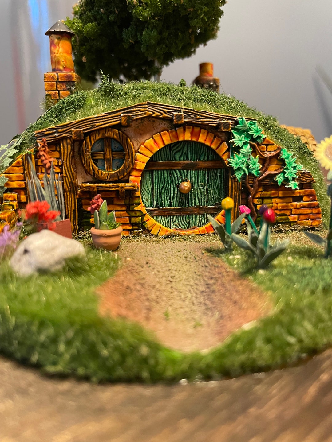 The Hobbit Bag End Diorama in Glass Dome With Wooden Base Etsy