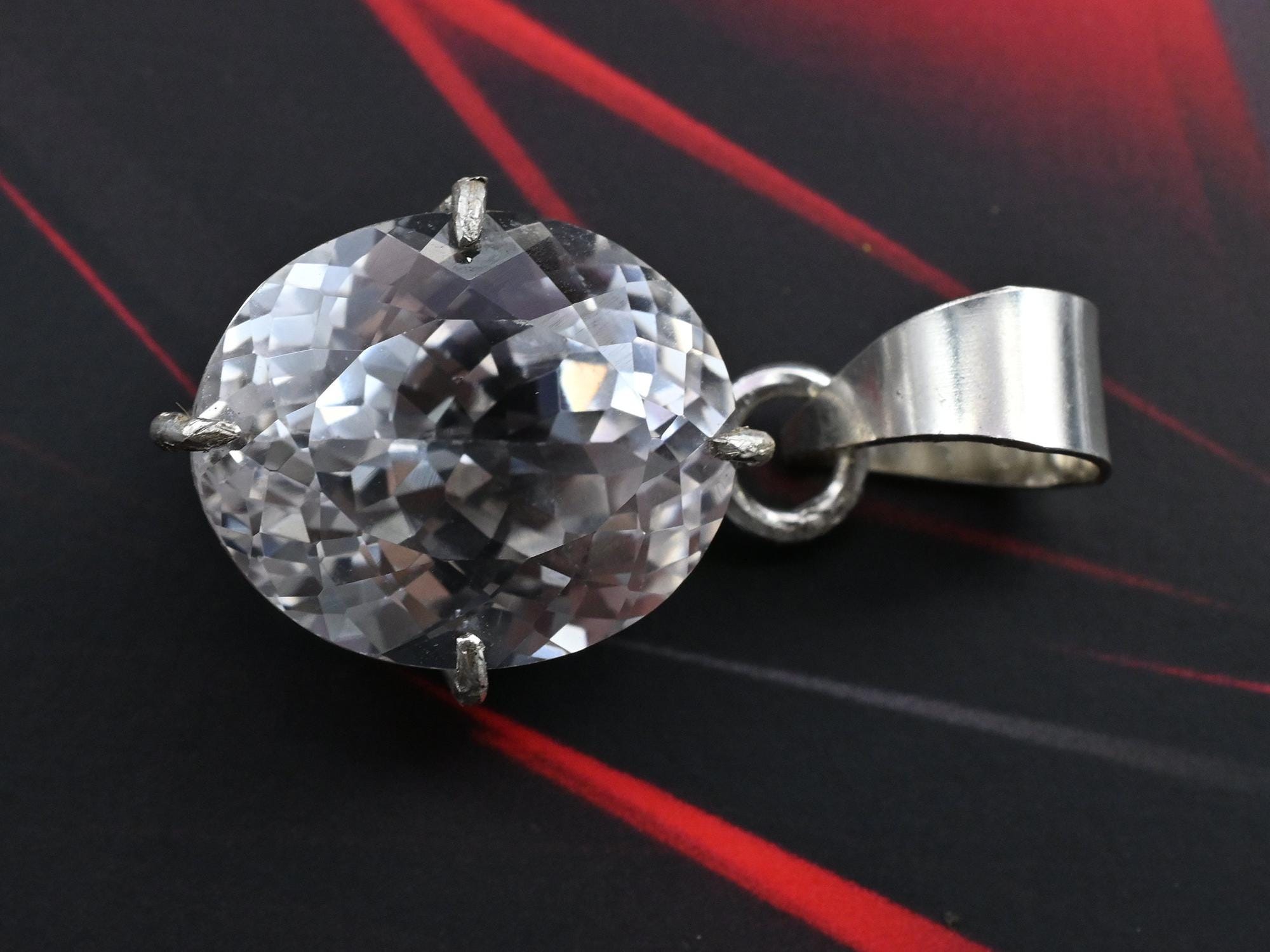 Pendentif En Argent 925 Avec Saphir Blanc Naturel De 35 Carats – Certification AGL – Parfait Pour Un Cadeau Spécial