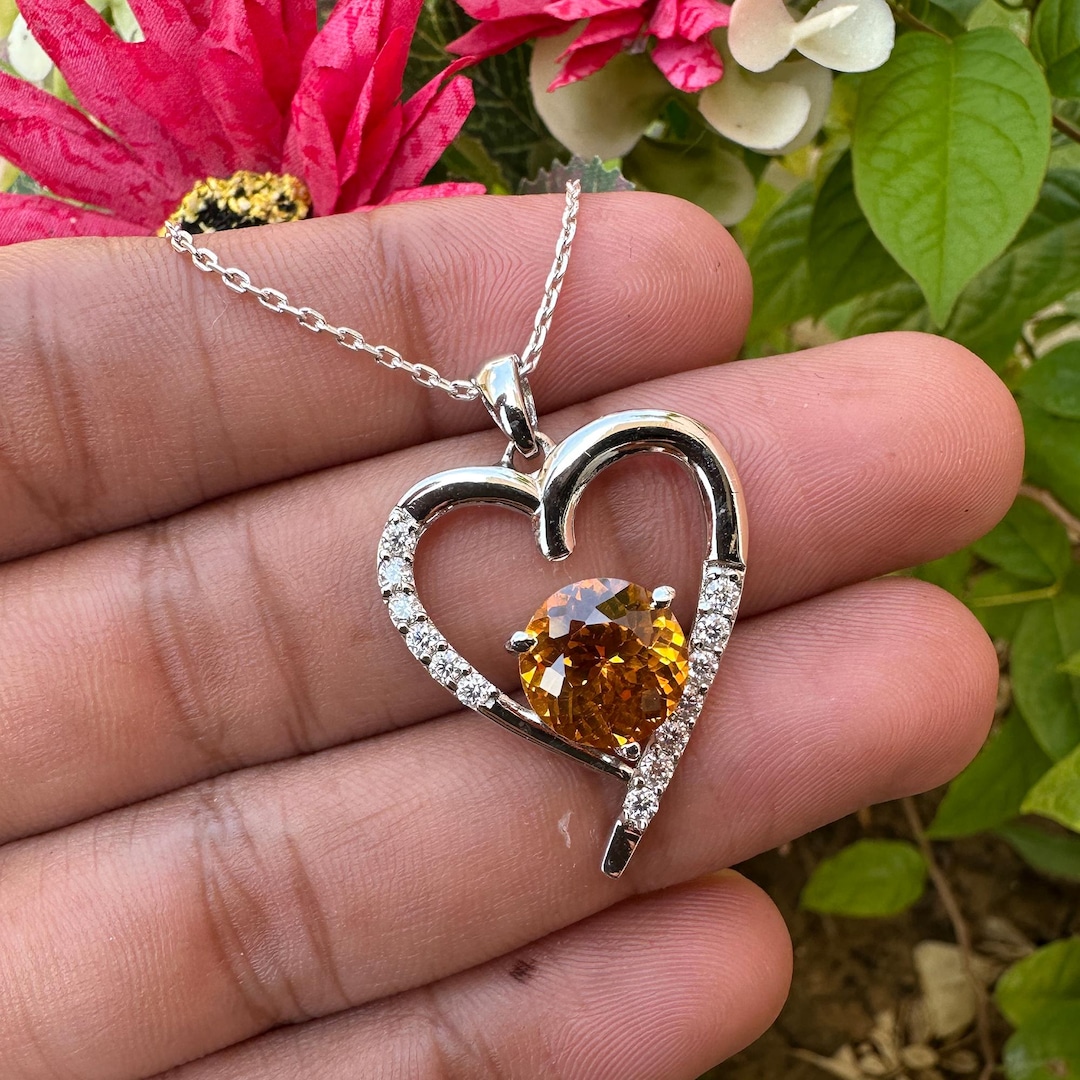 25 Ct Natural Orange Sapphire Heart Pendant 925 Silver Necklace