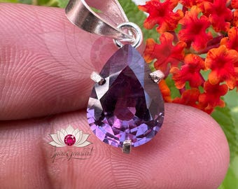 Ciondolo Artigianale In Argento 925 Con Tormalina Verde – Fatto A Mano, Lunghezza 2,5 Pollici, India